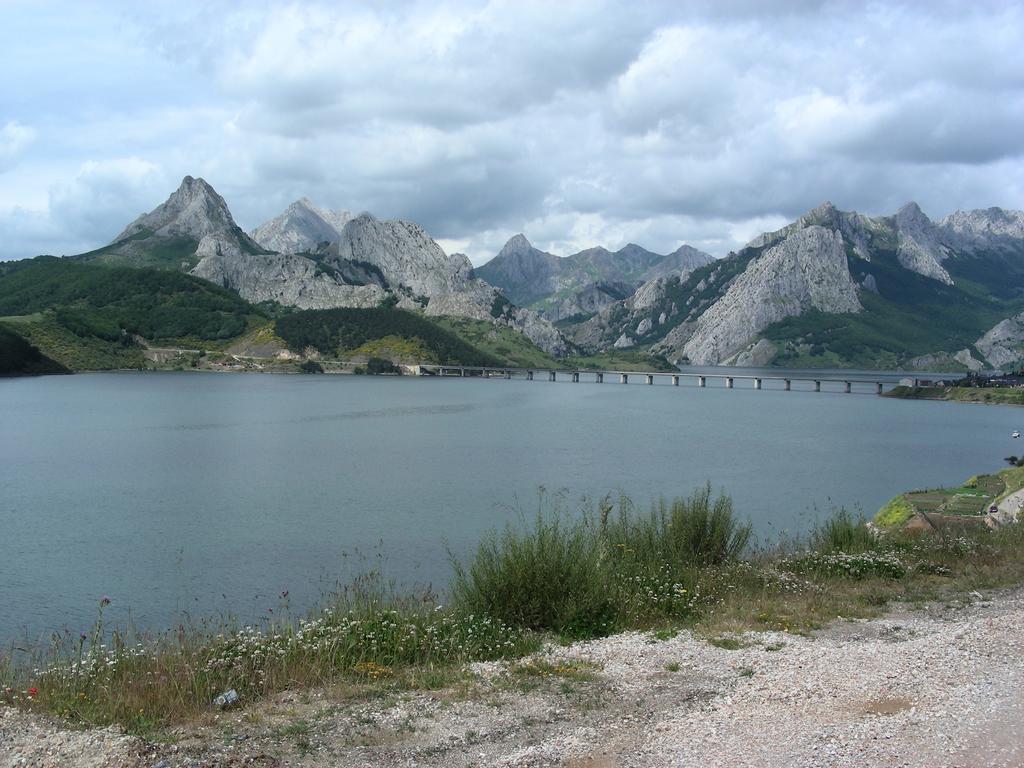 El Invernal De Picos Portilla de la Reina Екстериор снимка